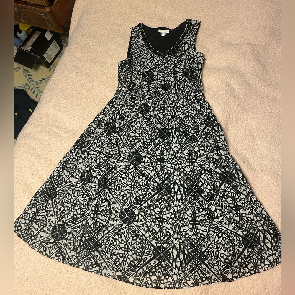 3$35 Charter Club black and white sleeveless fit and flare cotton dress